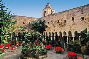 https://newex.headwater.com/holiday-hotels/?HolidayID=137&HotelID=170&HolidayName=Italy-Italy+%2D+Amalfi+Coast+%2D+Coast+of+Colours+-&HotelName=Amalfi+Coast+Trek">Amalfi Coast Trek
